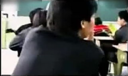 美女被叉视频,美女被叉视频引发的深思